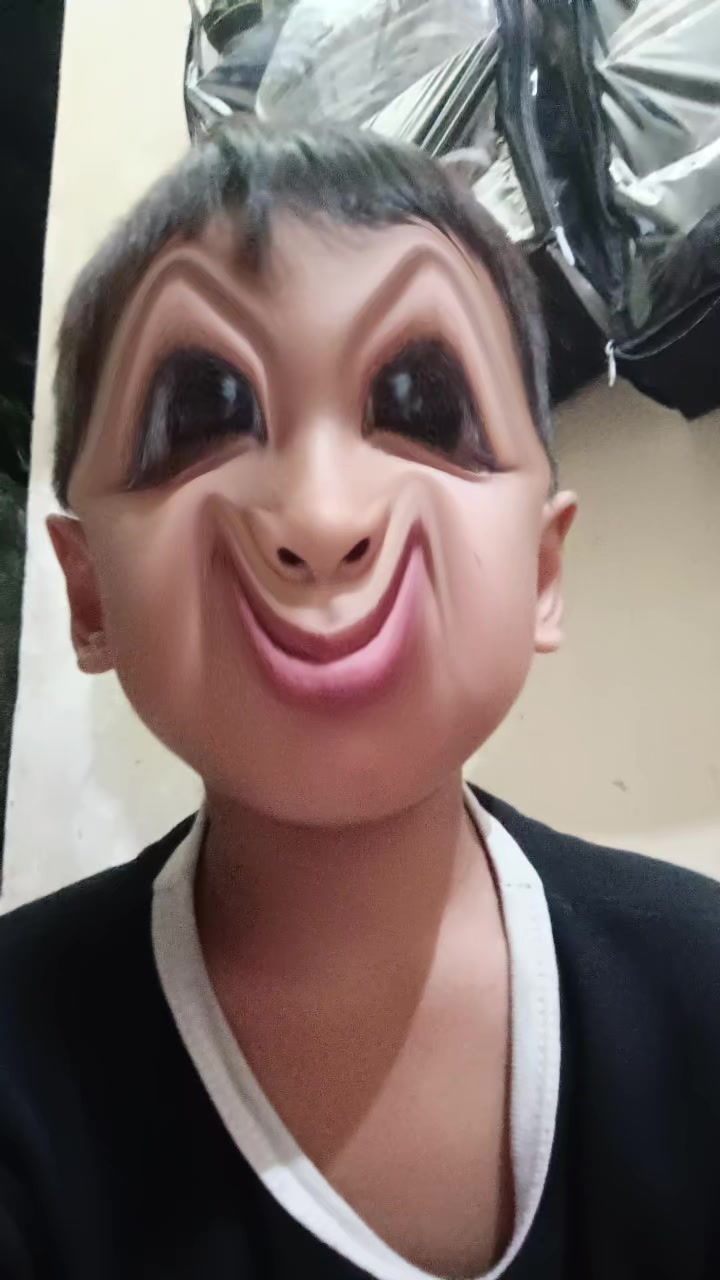 @Laila Ari