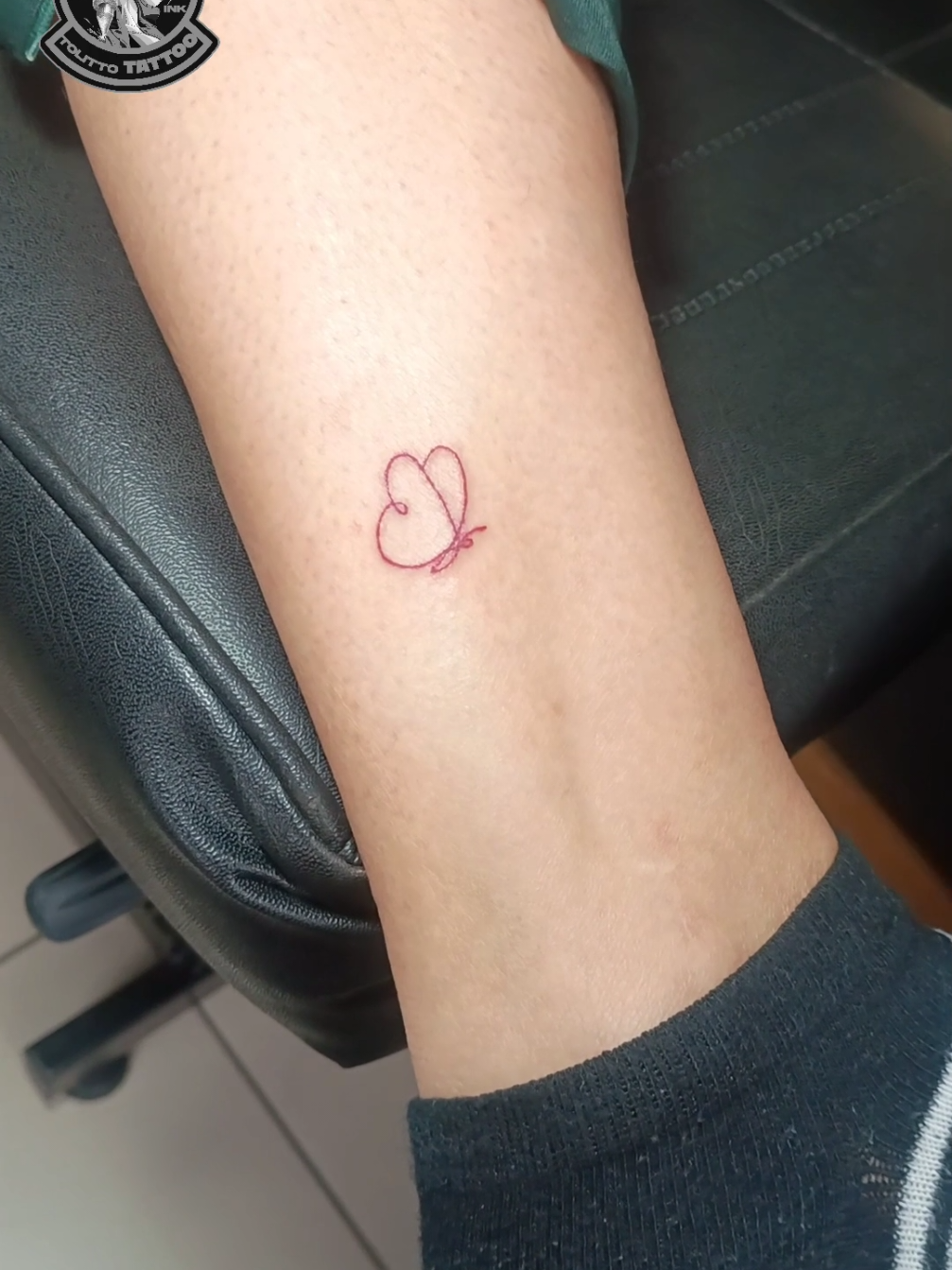 @Tolitto Tattoo 🤍🖤🤟🏼