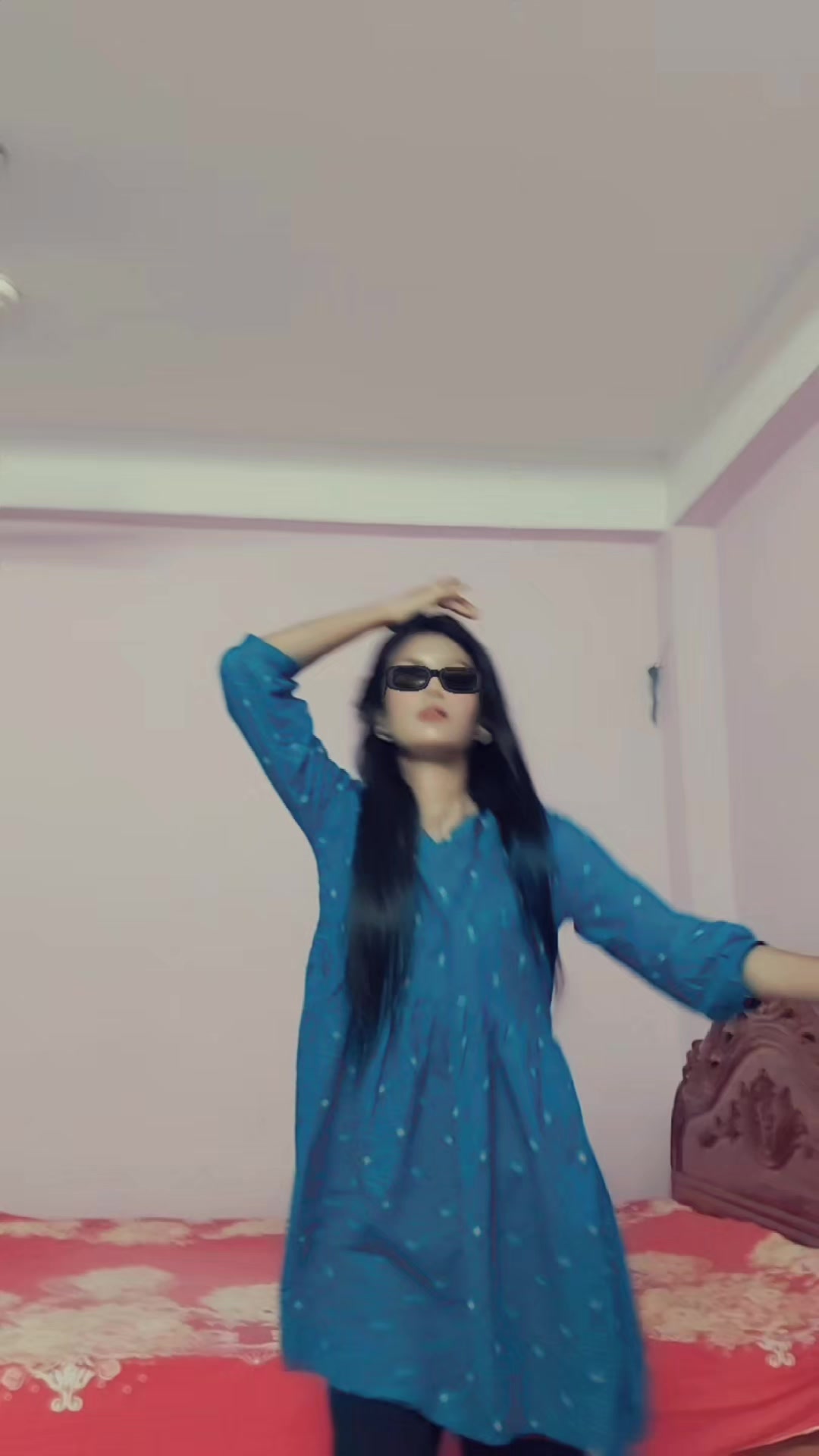 @Fahamida Zaman🫀
