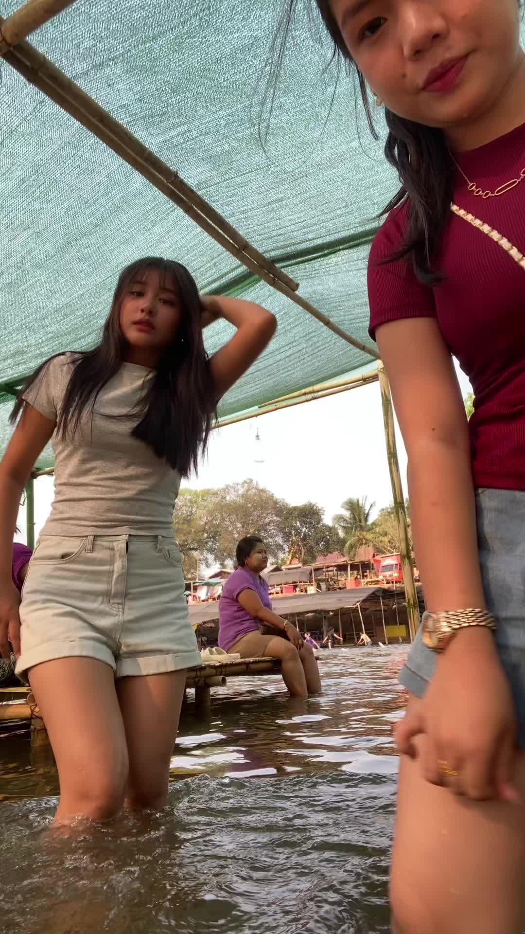 @T