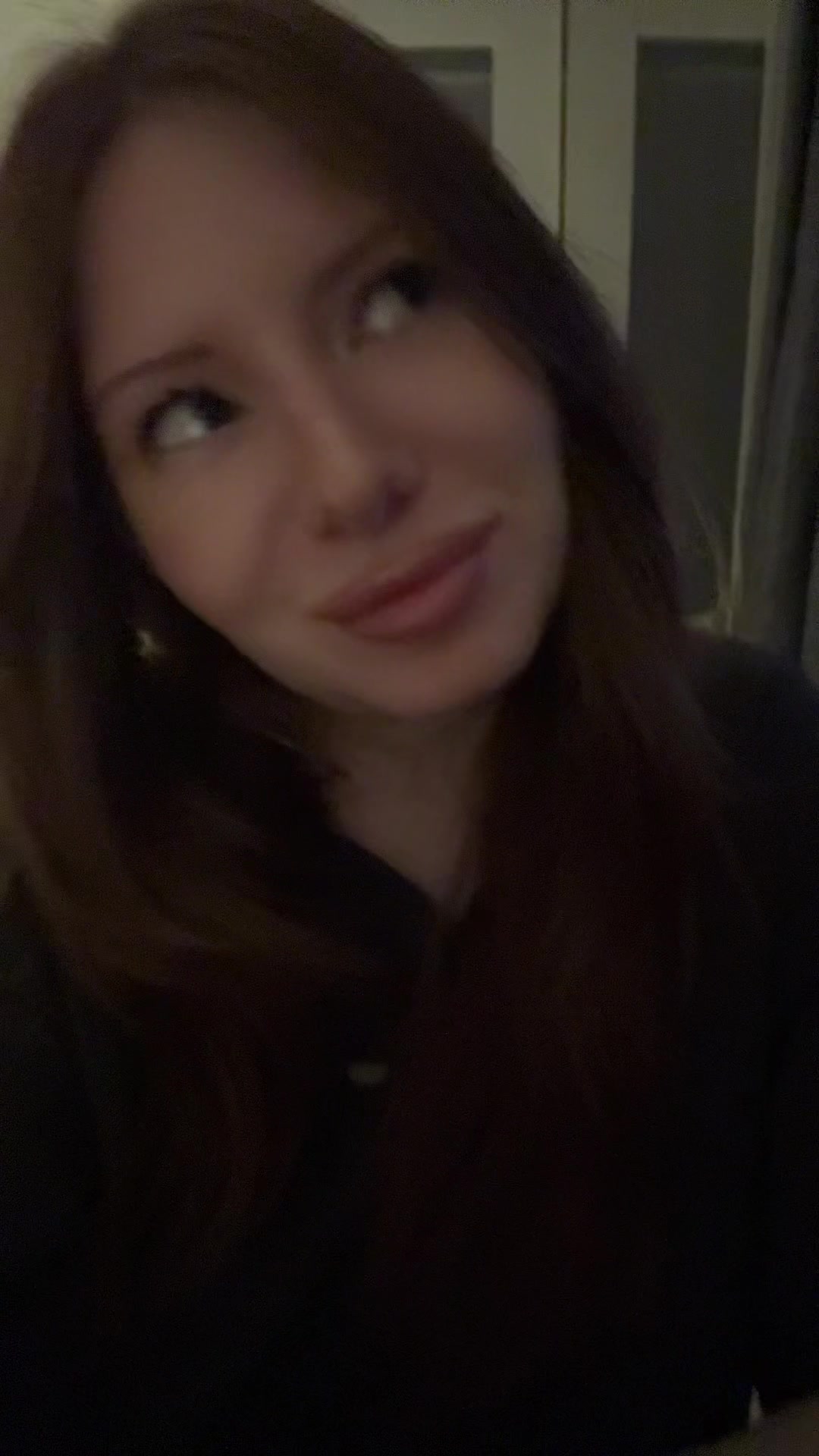 @Goldcherryy