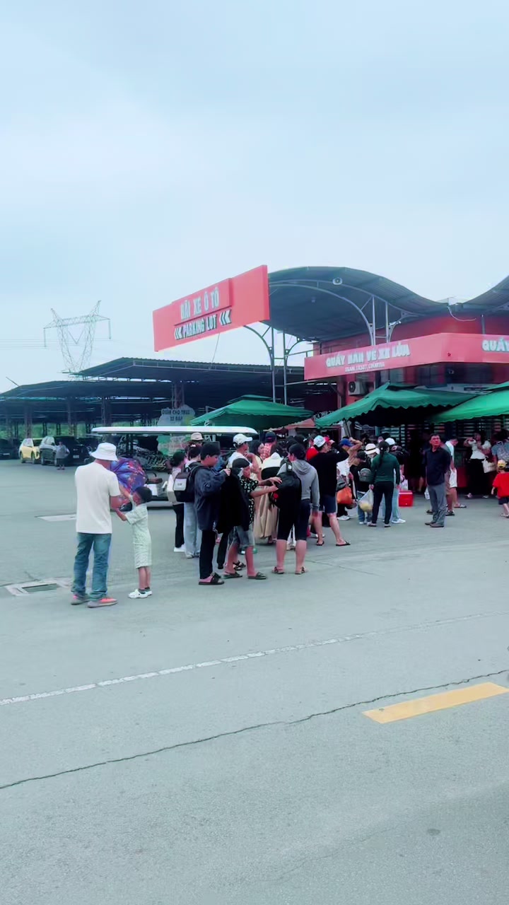 @Đạ𝒾 𝒫𝒽&uacute; 𝐻&agrave;𝑜