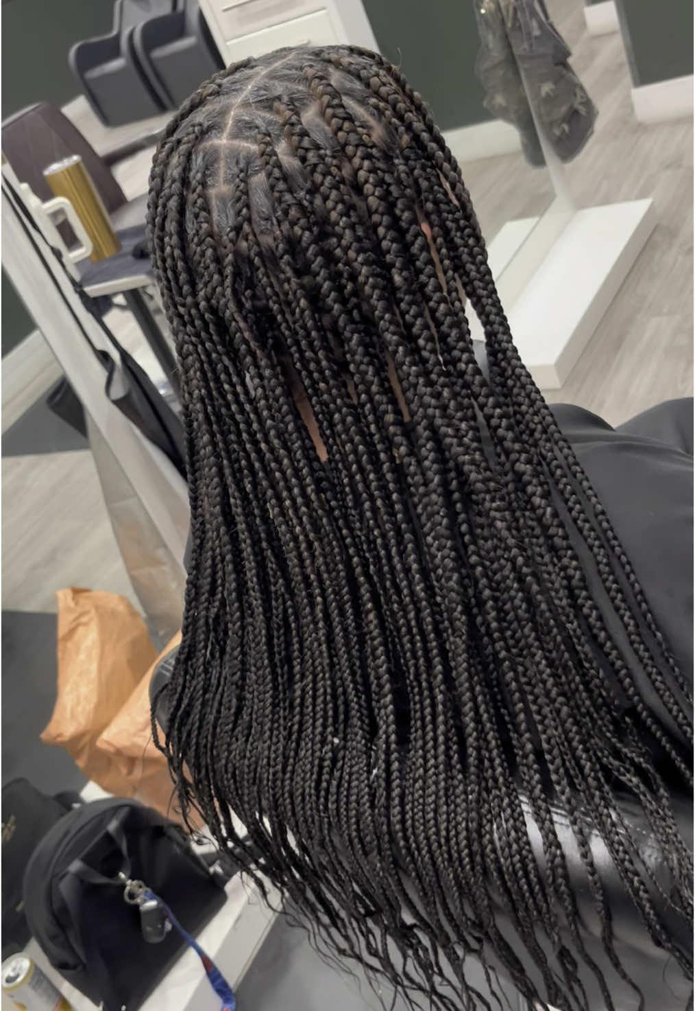 @Avenue Lu Hair Lounge