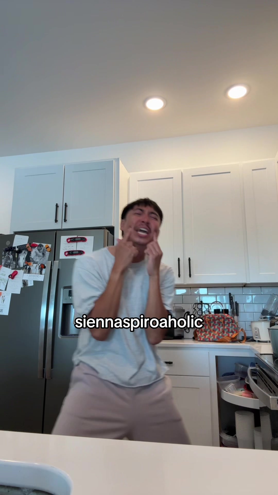@zo