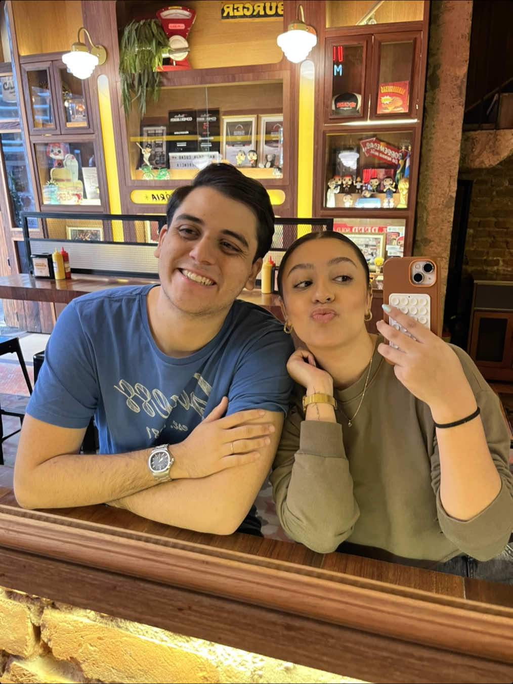 @Ma&iacute;ra Caroline