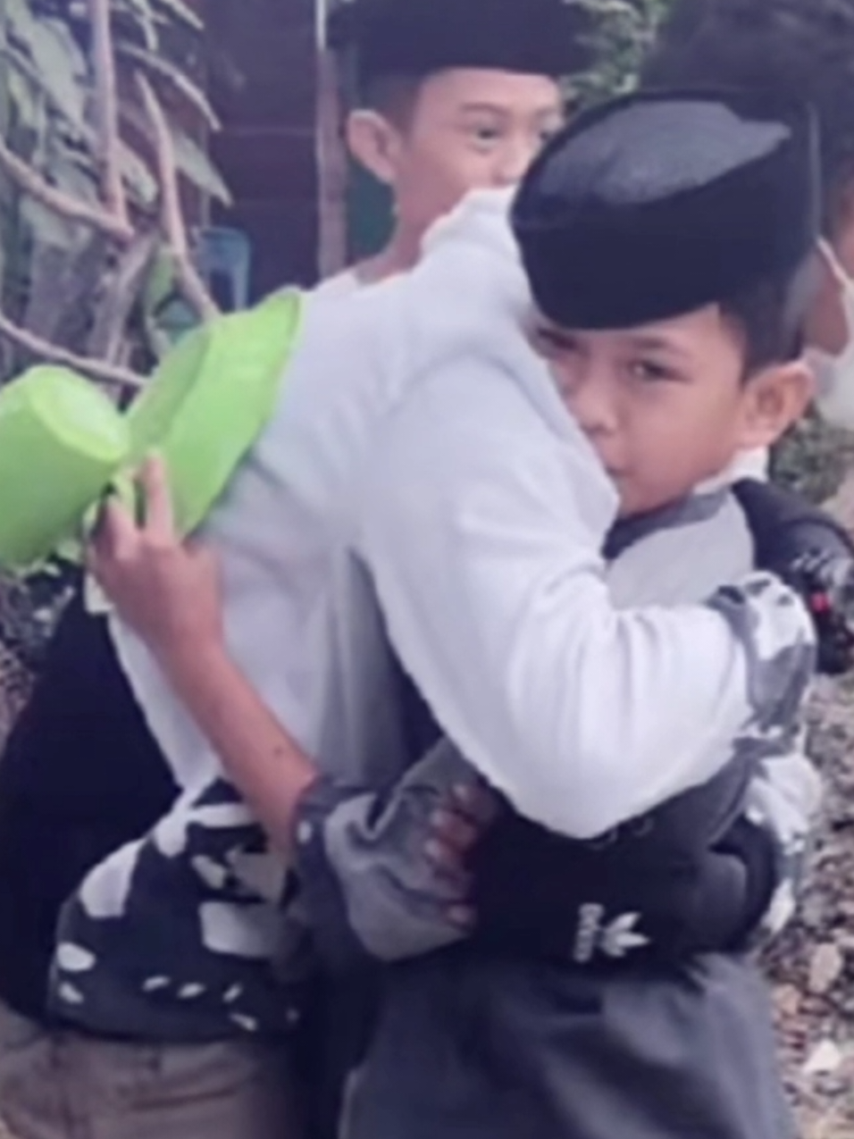 @Izhul Muslim