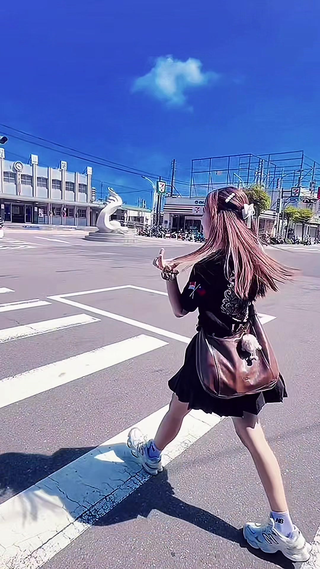 @๏ฃฟ ๐๐๐_๐ซ๐๐๐๐ ๏ฃฟ แฅซแญก
