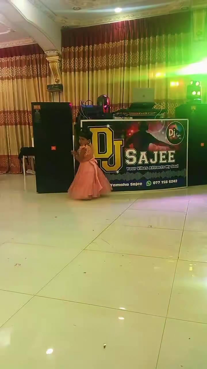 @🦋Akshaya 💞 Meera🦋