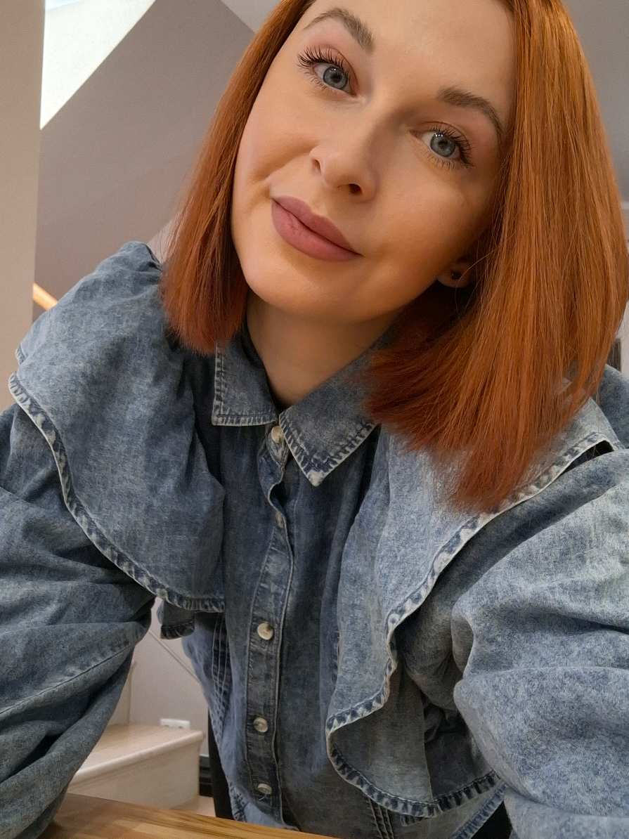 @Александра