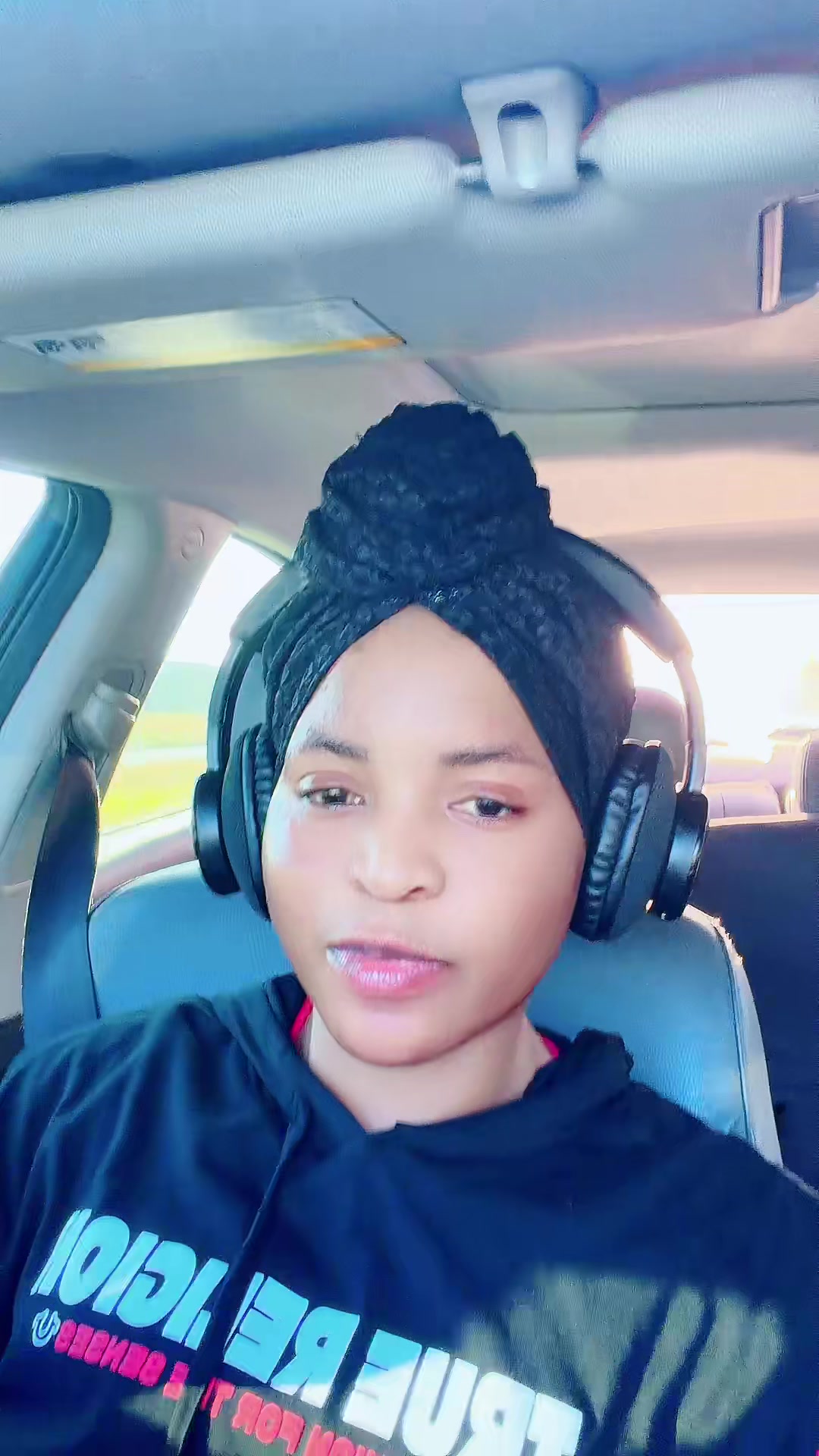 @Elena Mzaliwa