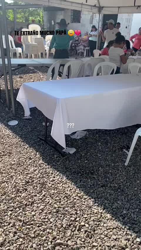@daniela