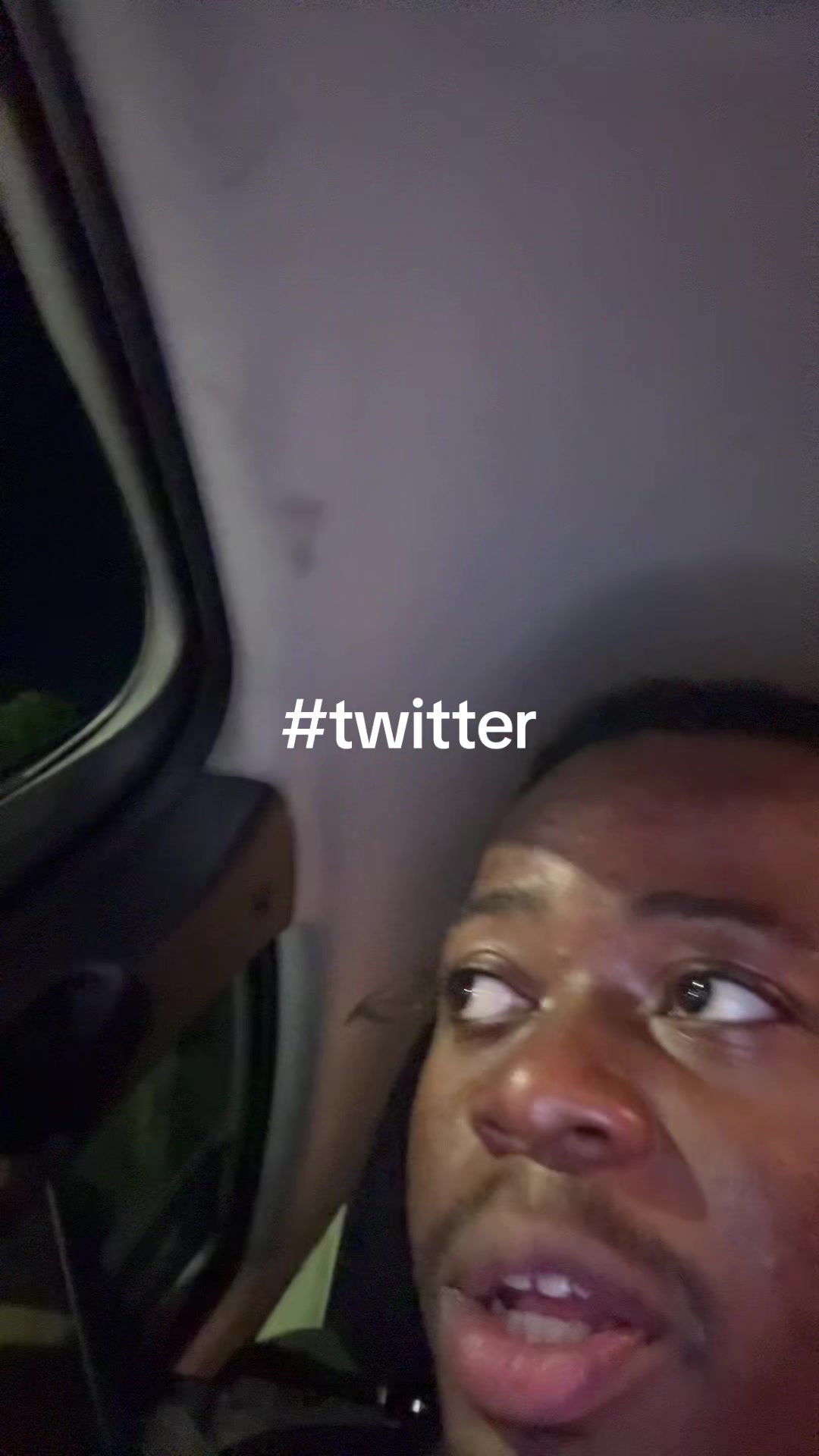 @moyoezzy
