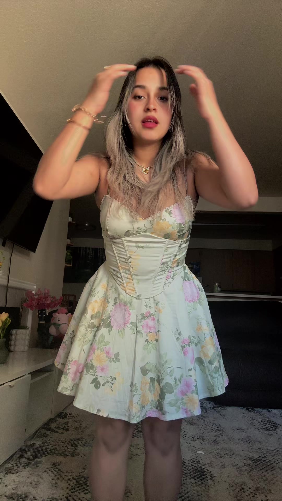 @Melody Bola&ntilde;os