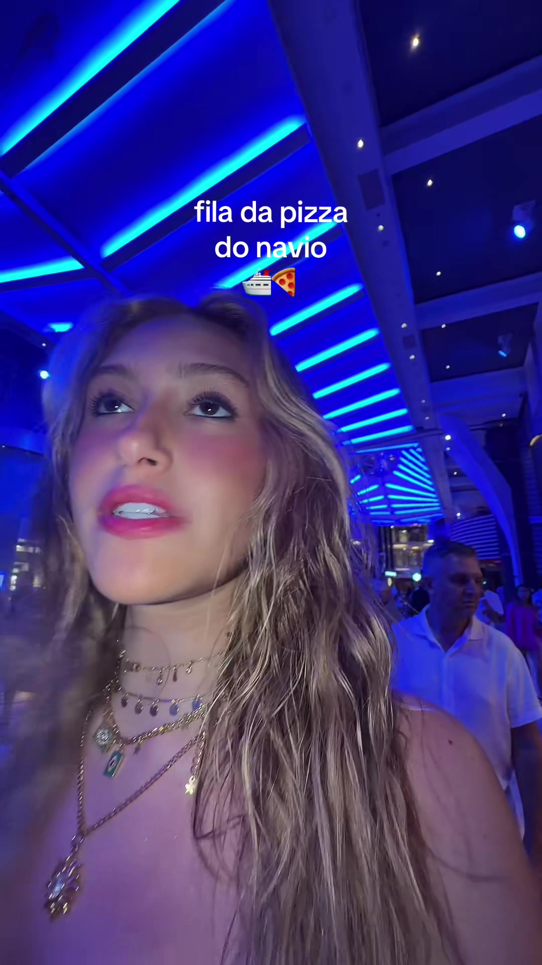 @Lara B🫧