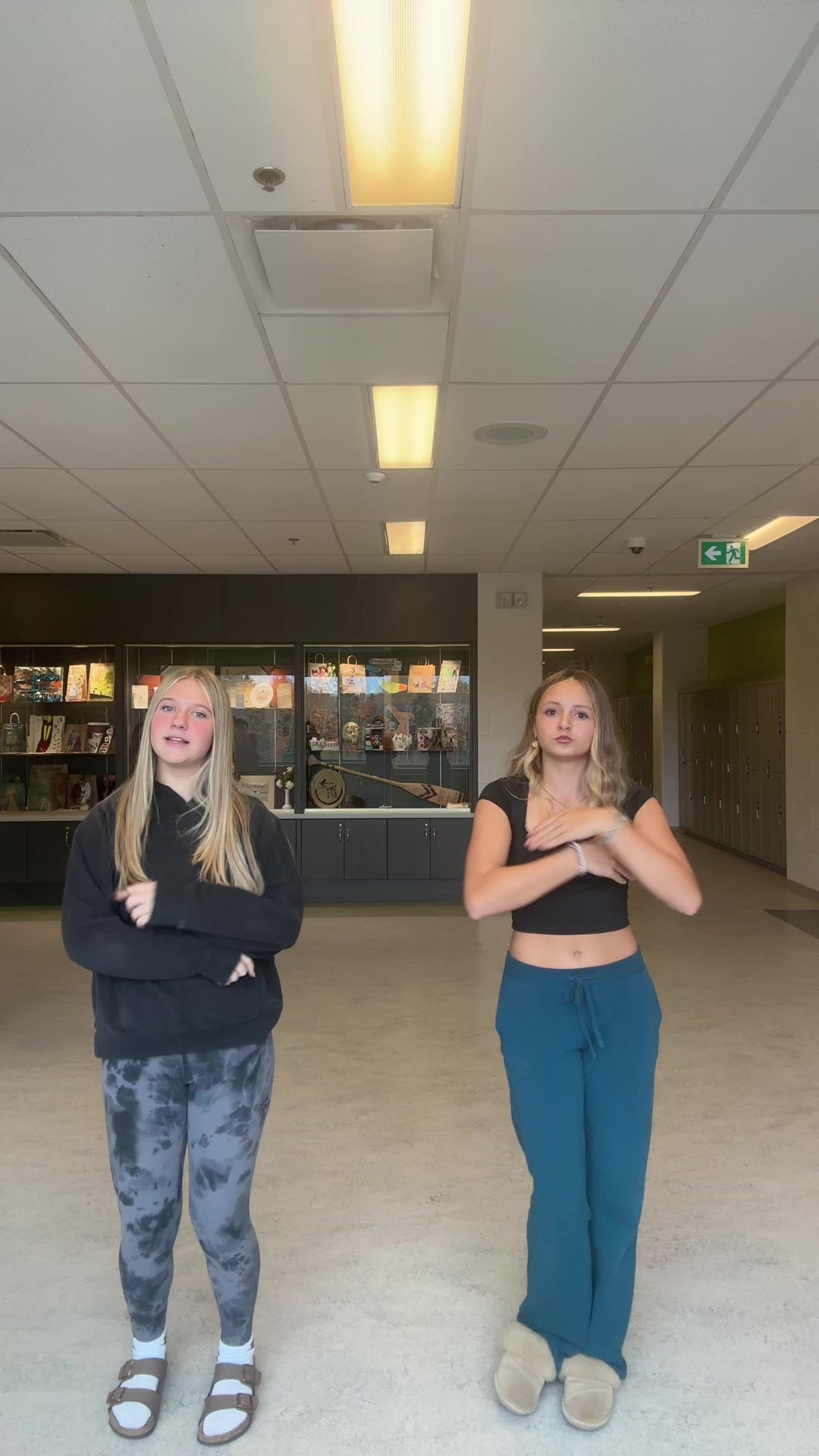 @maybesolo??🦄🤫😛🤞