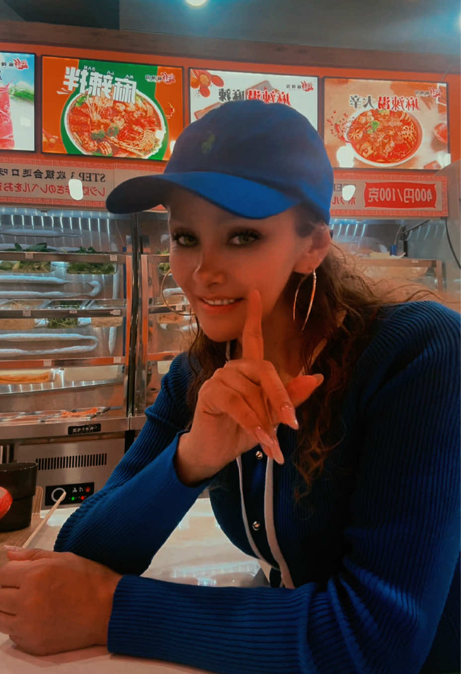 @Rosalía de la Madrid