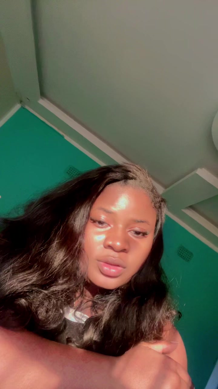 @Limeya🩷🤭