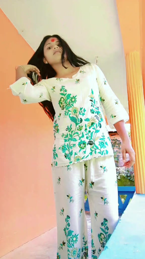 @👑 🩹Miss__Shah 🕊️👸