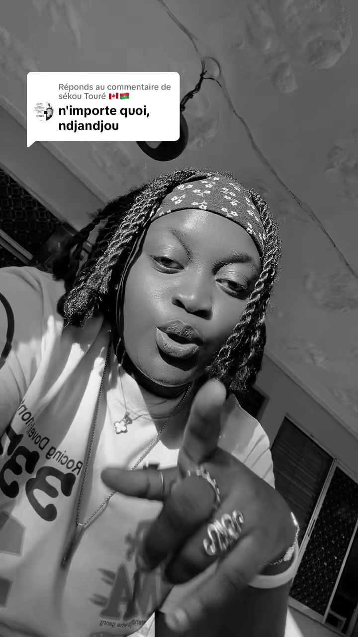 @LARI CHOCO 🦋237❤️🦋🇨🇲