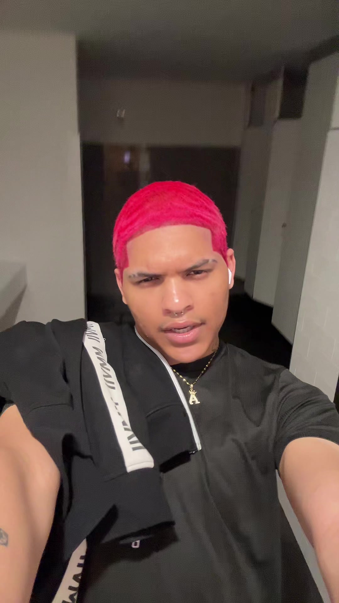 @LifeOfAnt👑