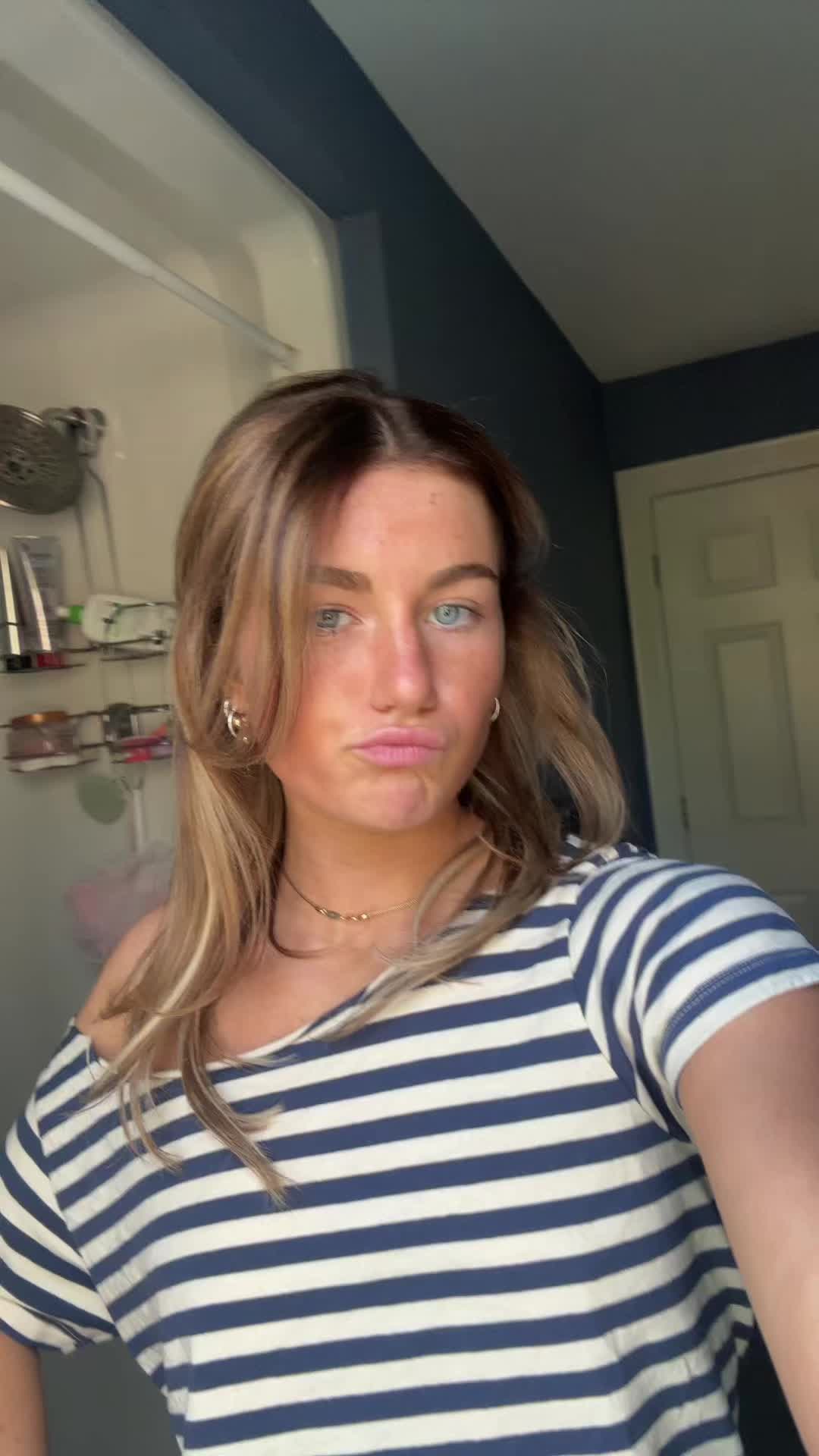 @Ella schwarzzzz