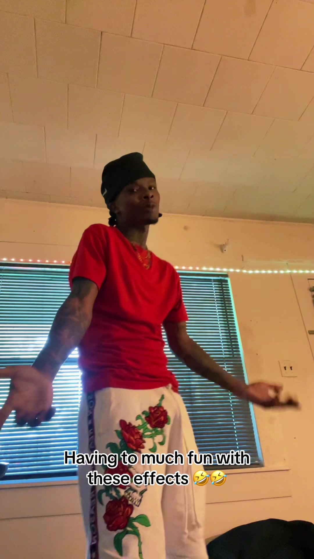 @DEE🖤🐐