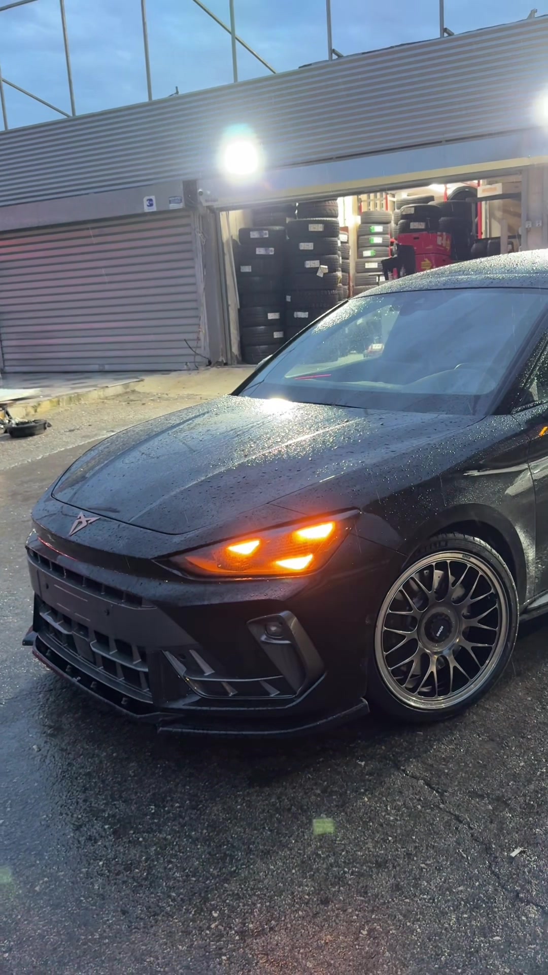 @TipTop Wheels & Tires