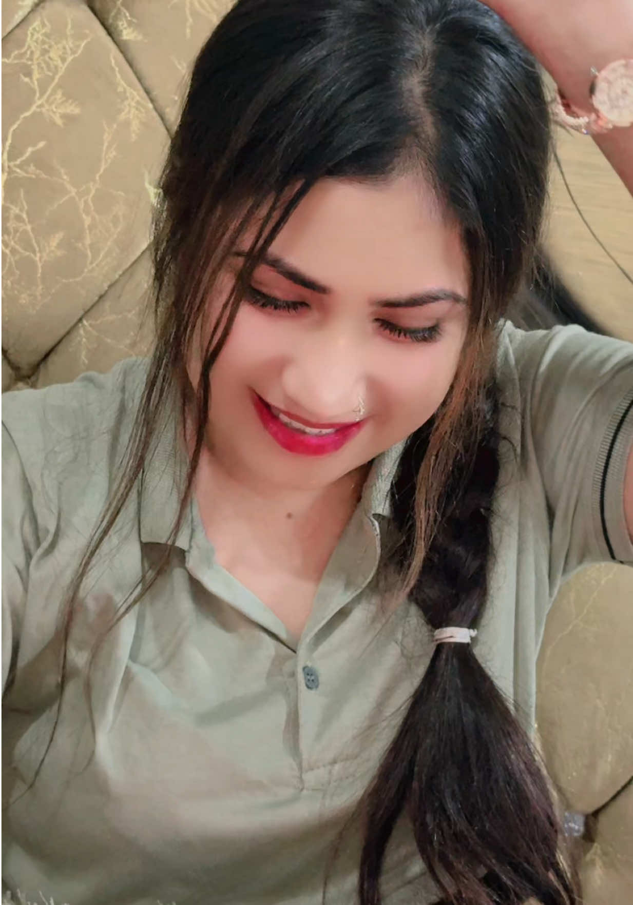 @Mahii_💔_Khan