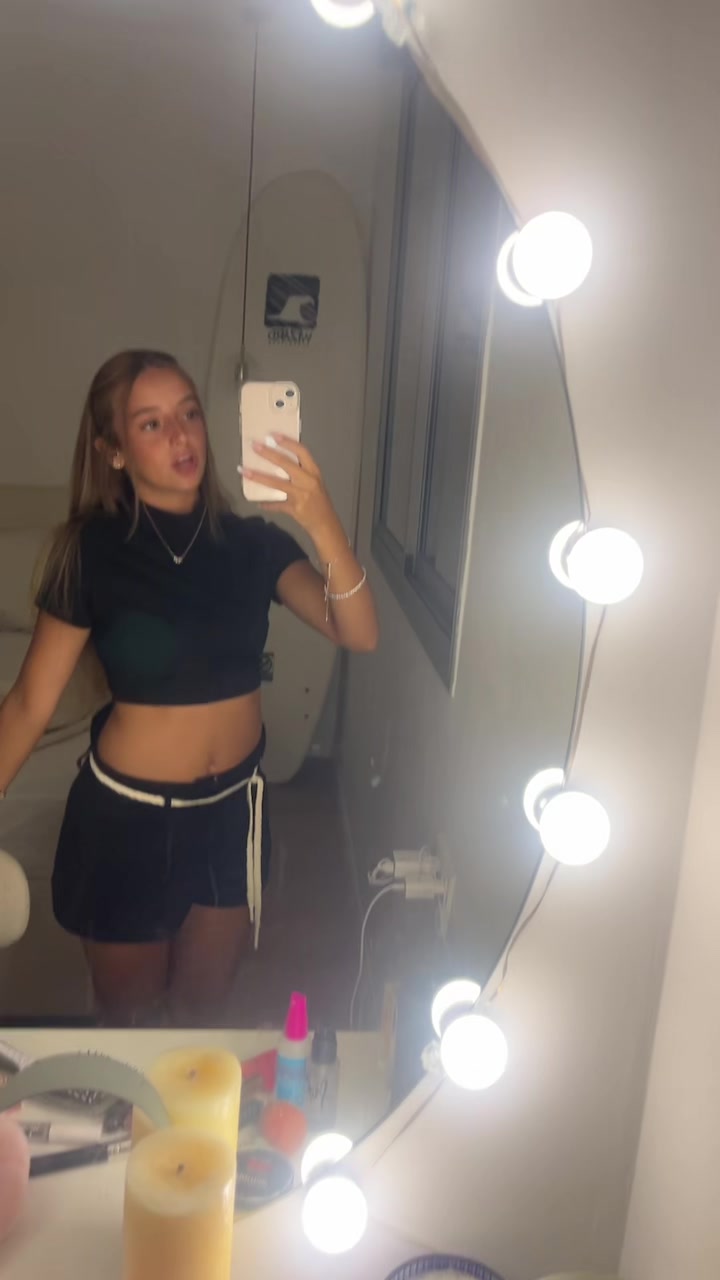 @😽