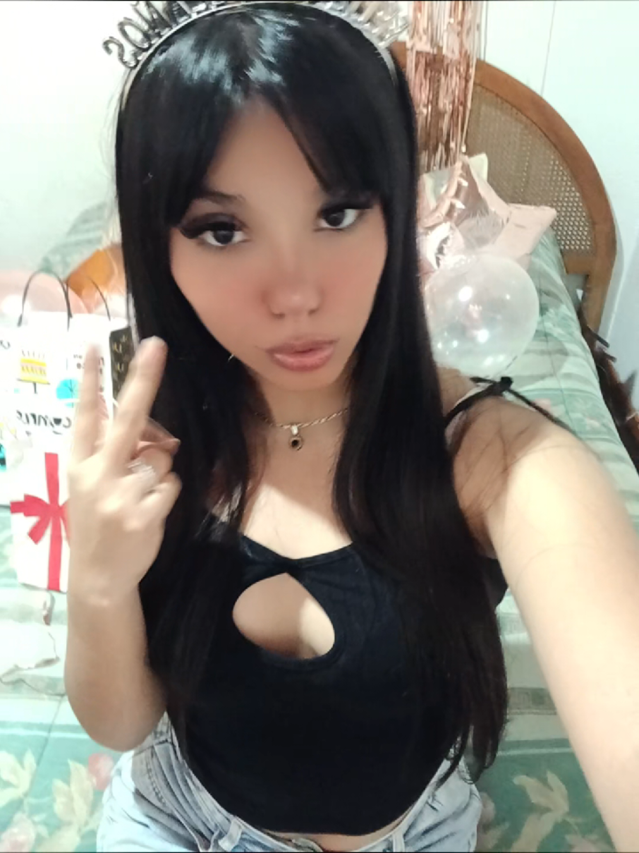 @melyabril_