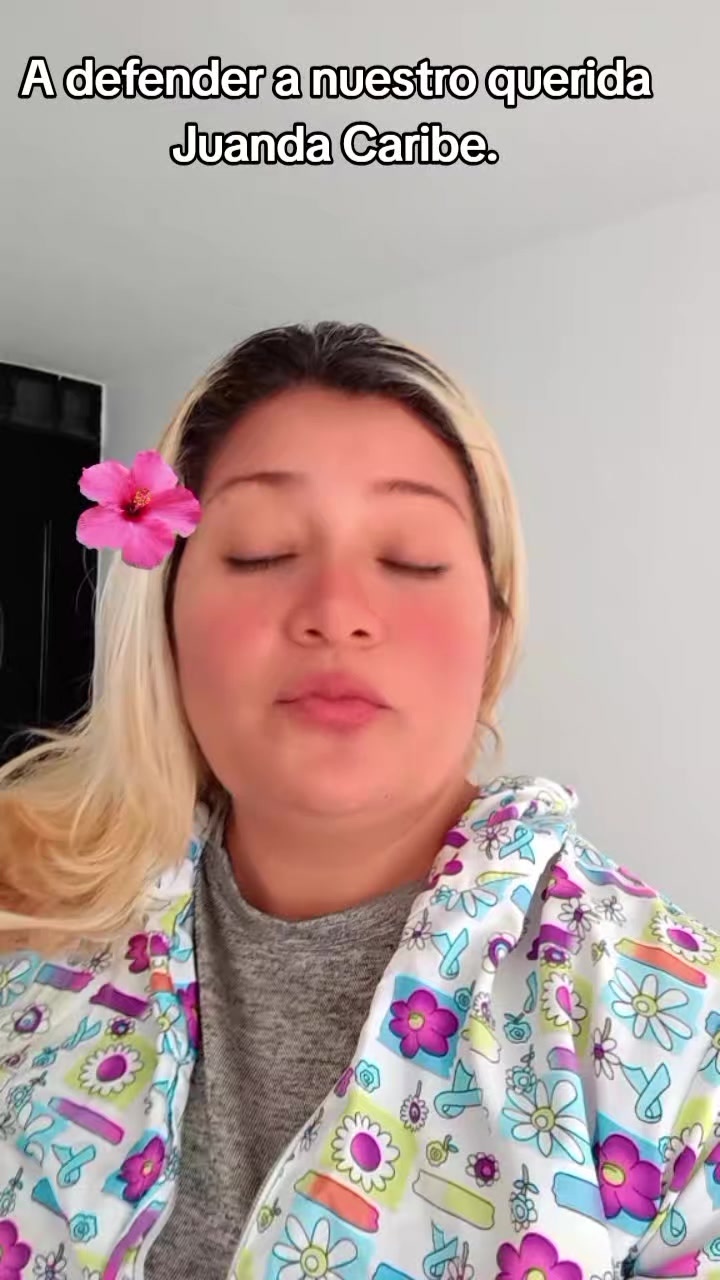 @TALITA CUMI 💙TEAM MAMA DORA