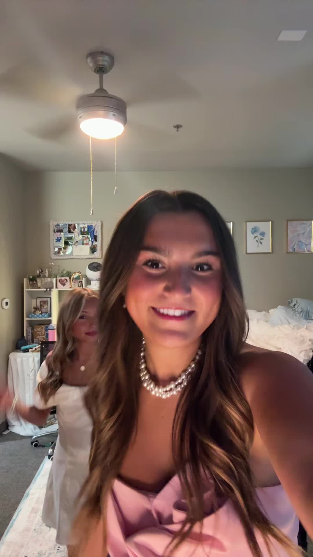 @sophie_.collins