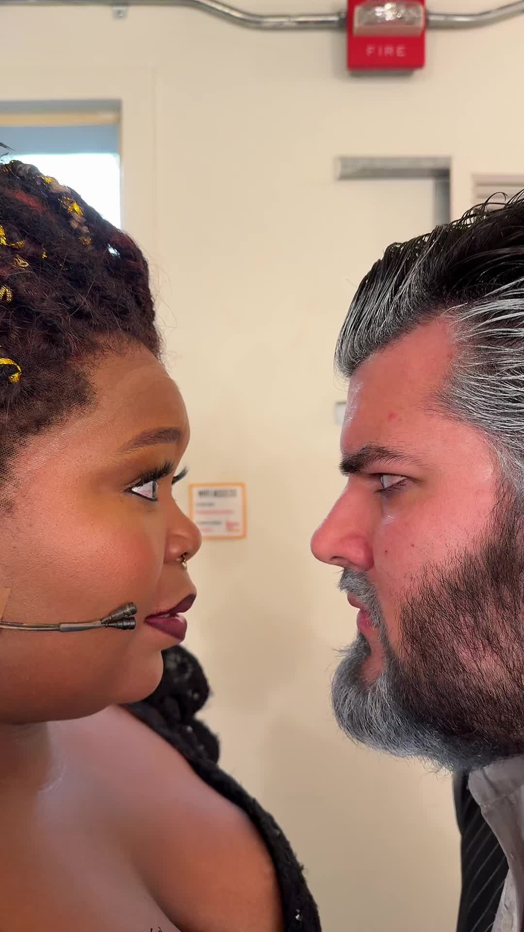 @NickolausCol&oacute;n