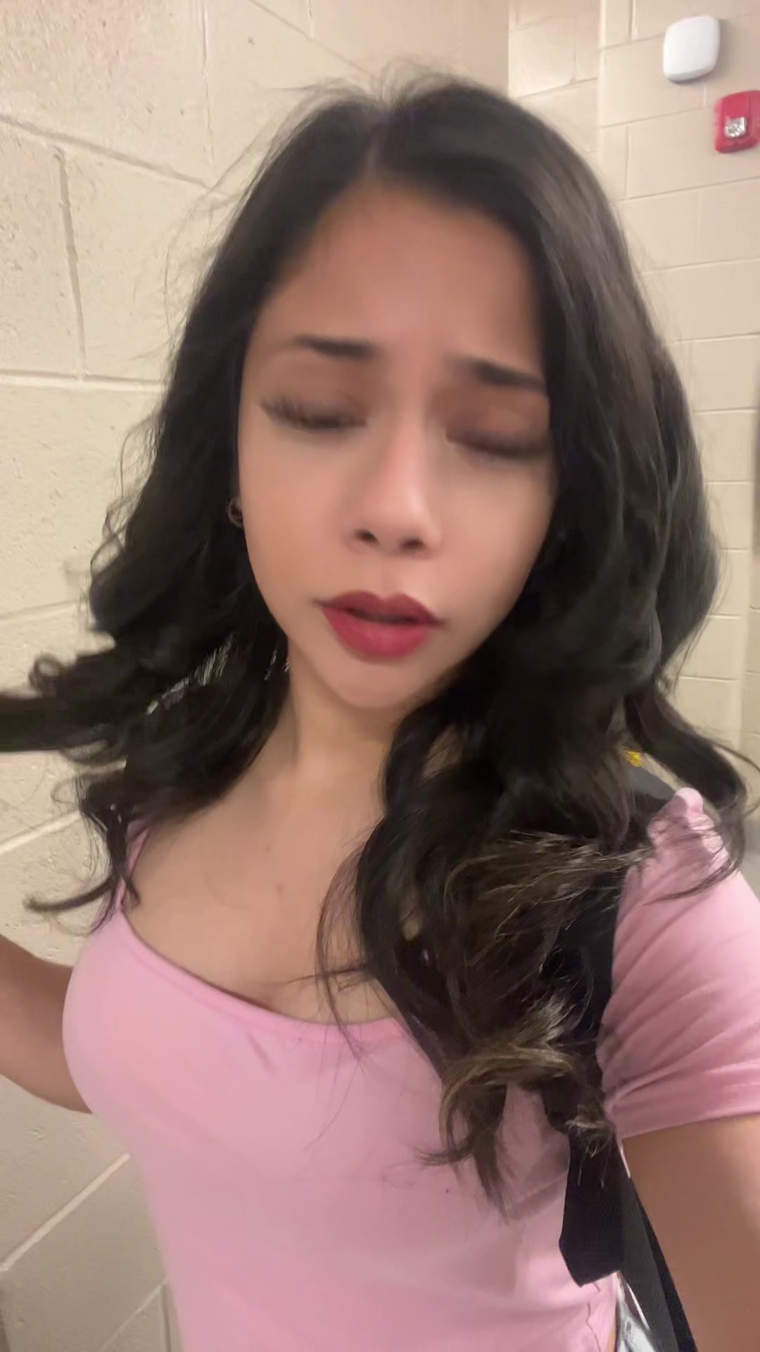 @e