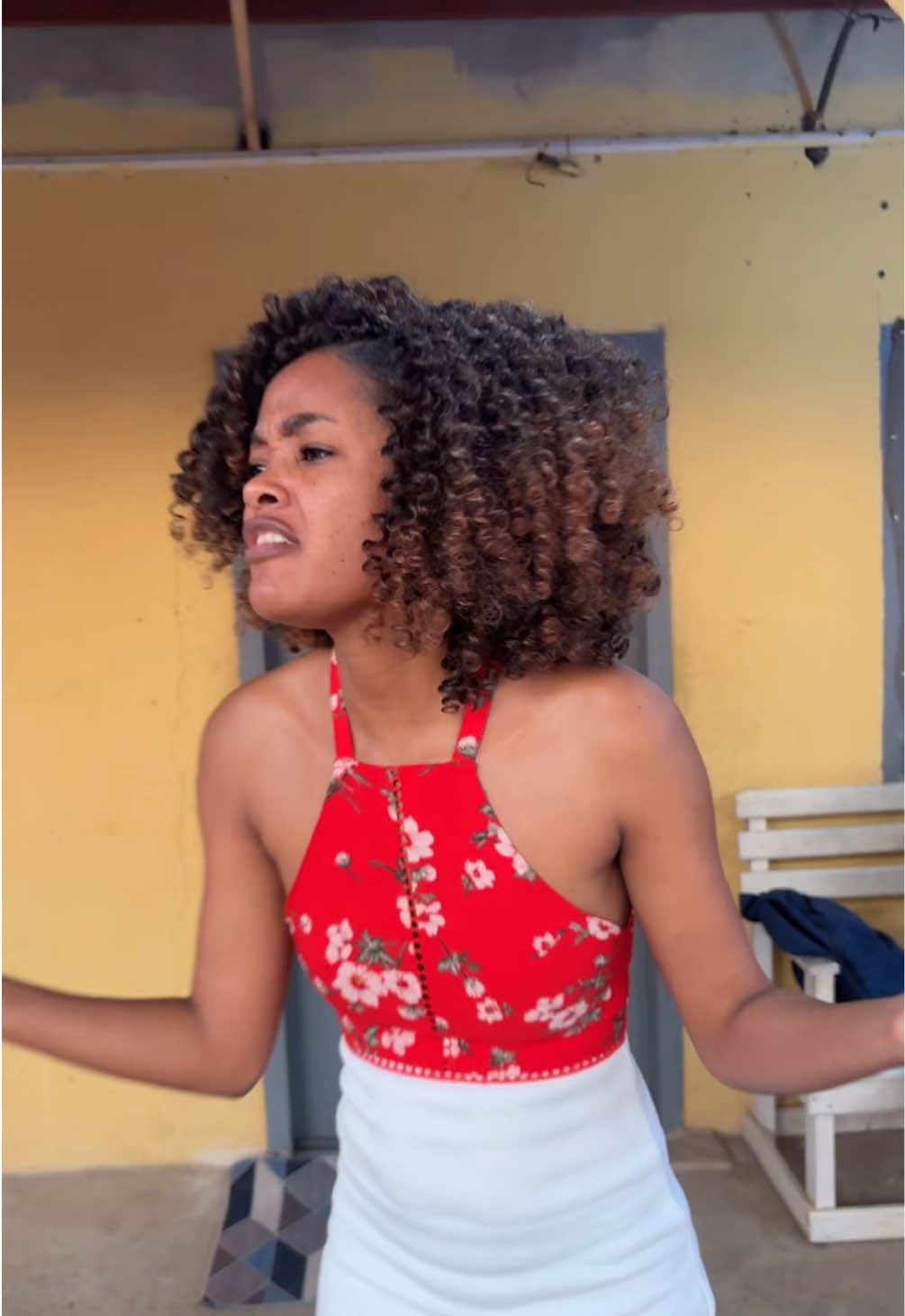 @Keury Tia Pregui&ccedil;a