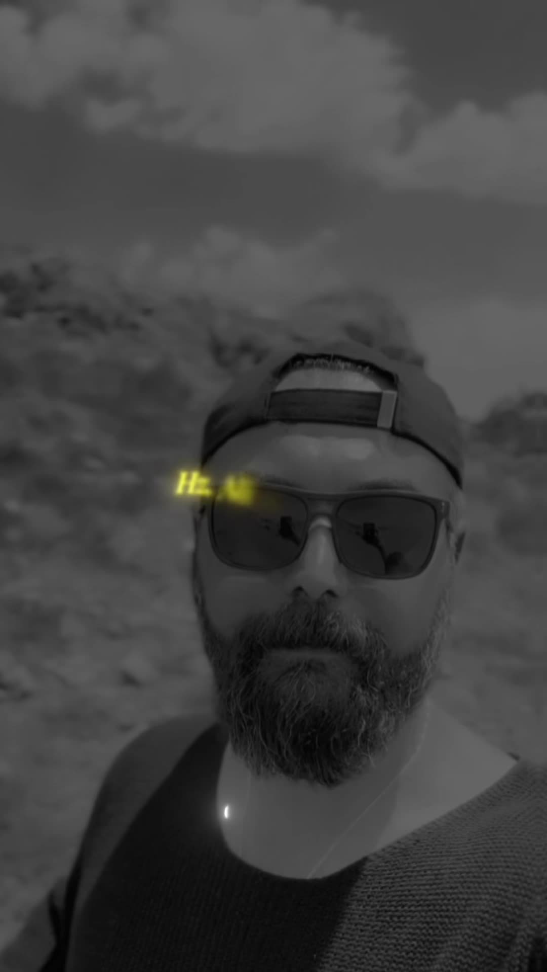 @&Ouml;zkan &Uuml;z&uuml;m