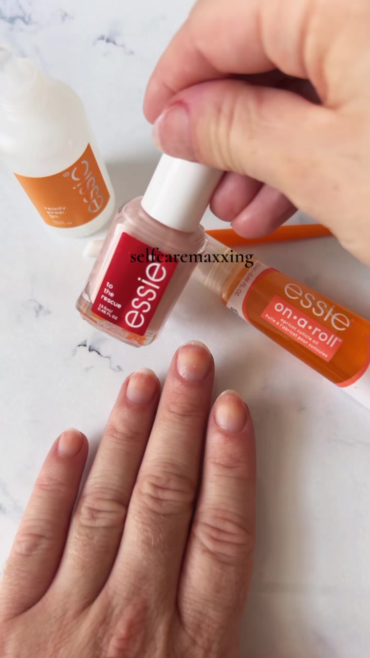 @essie