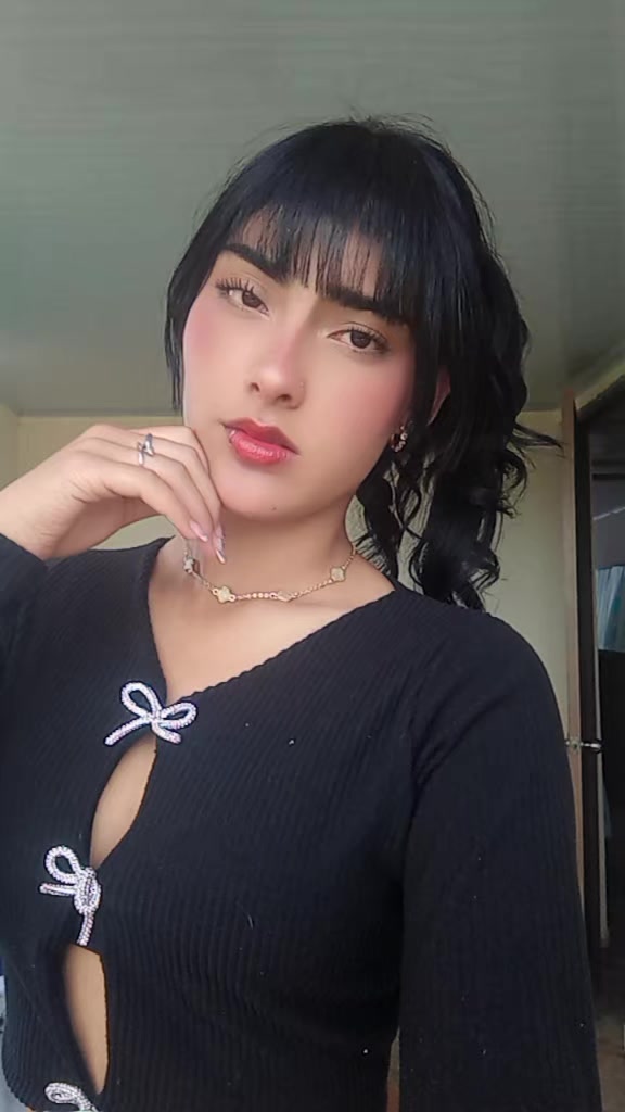 @𝒩🍒
