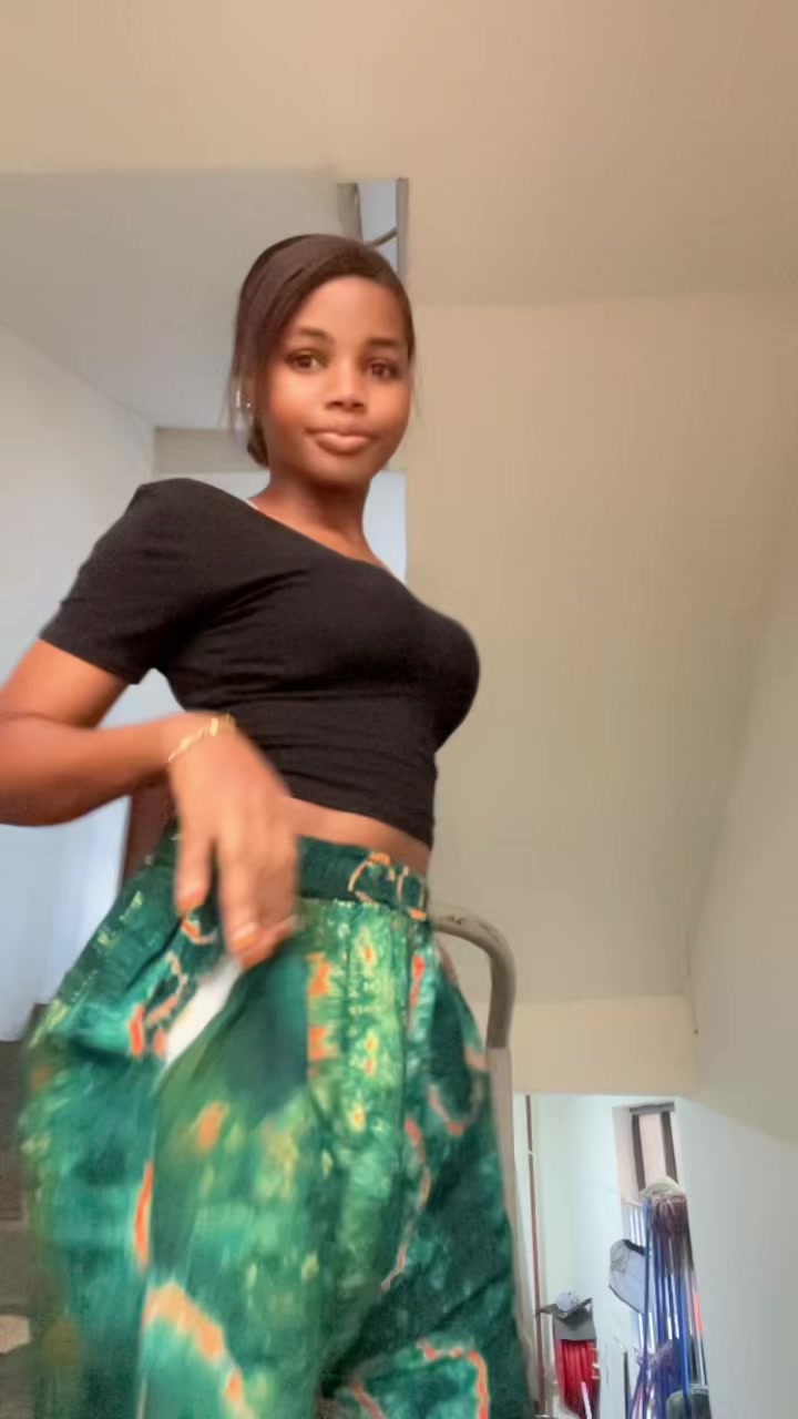 @Hawa🦋🇹🇿