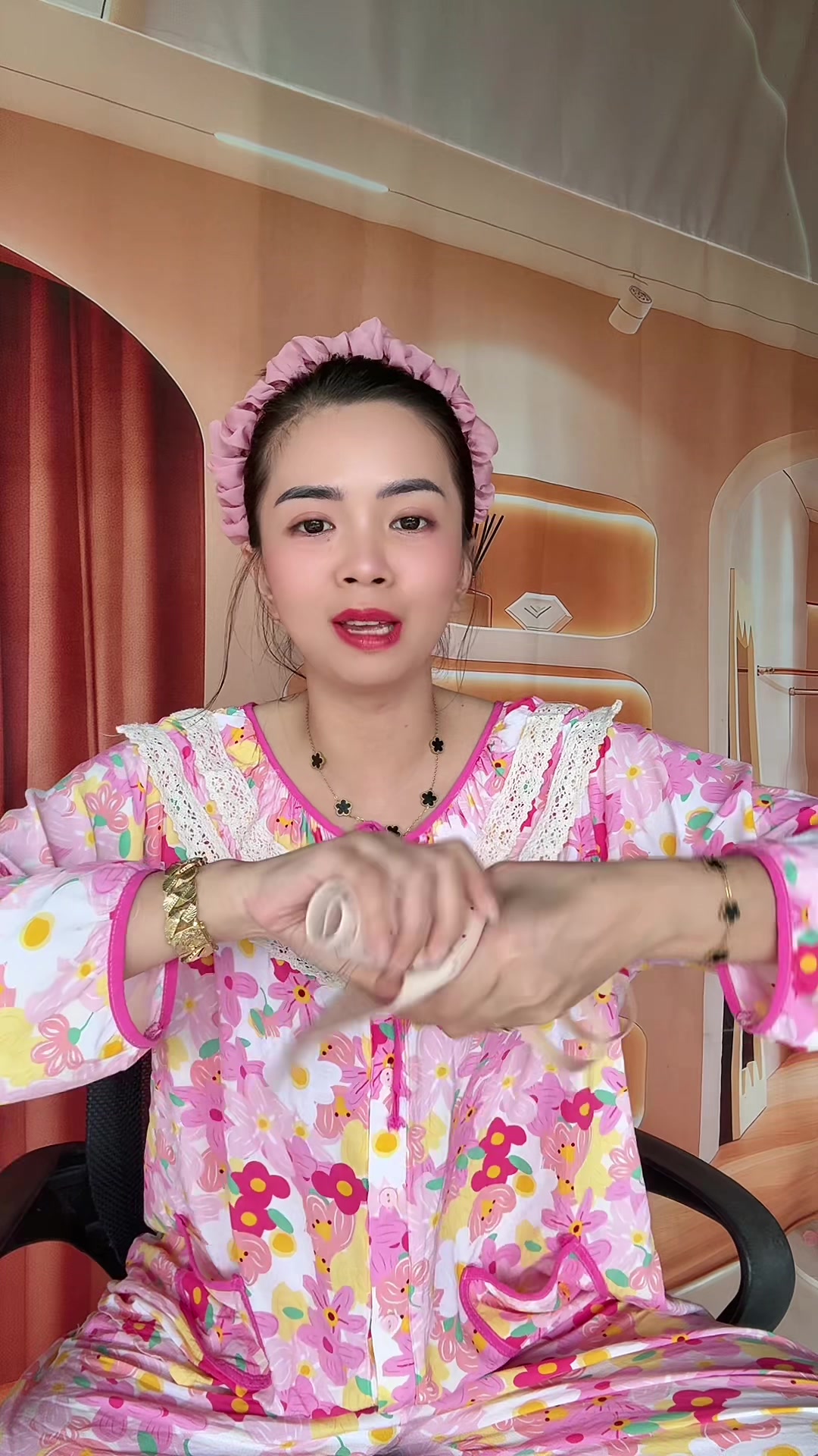 @Em Cẩm Nè