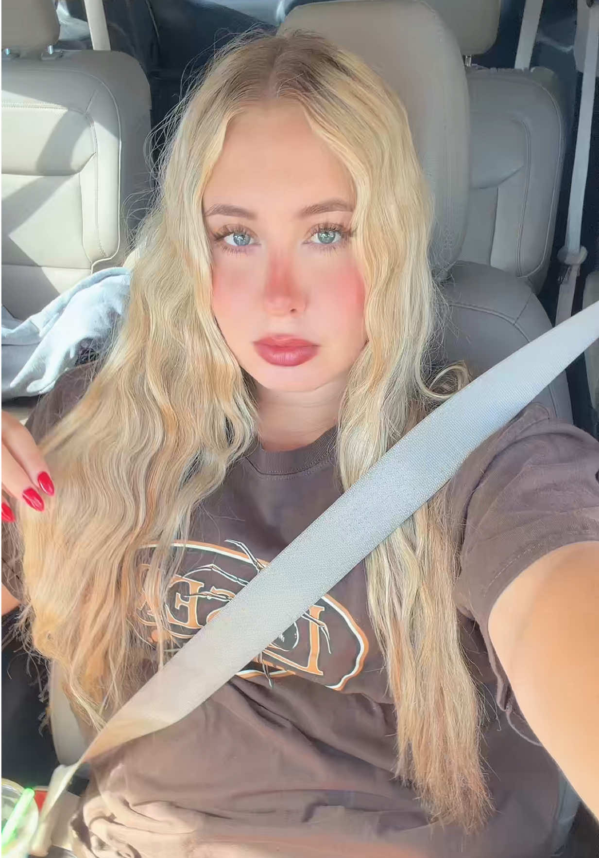 @Itsthespacecowgirl