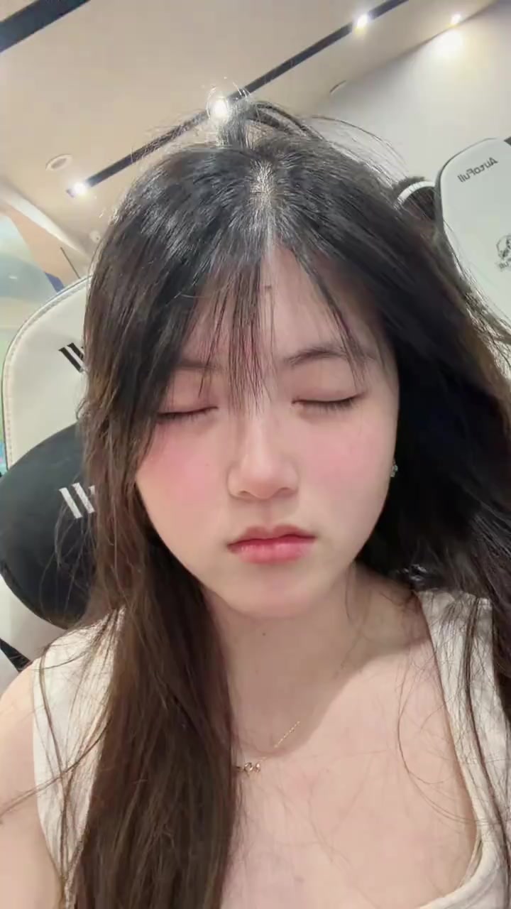 @Linxi