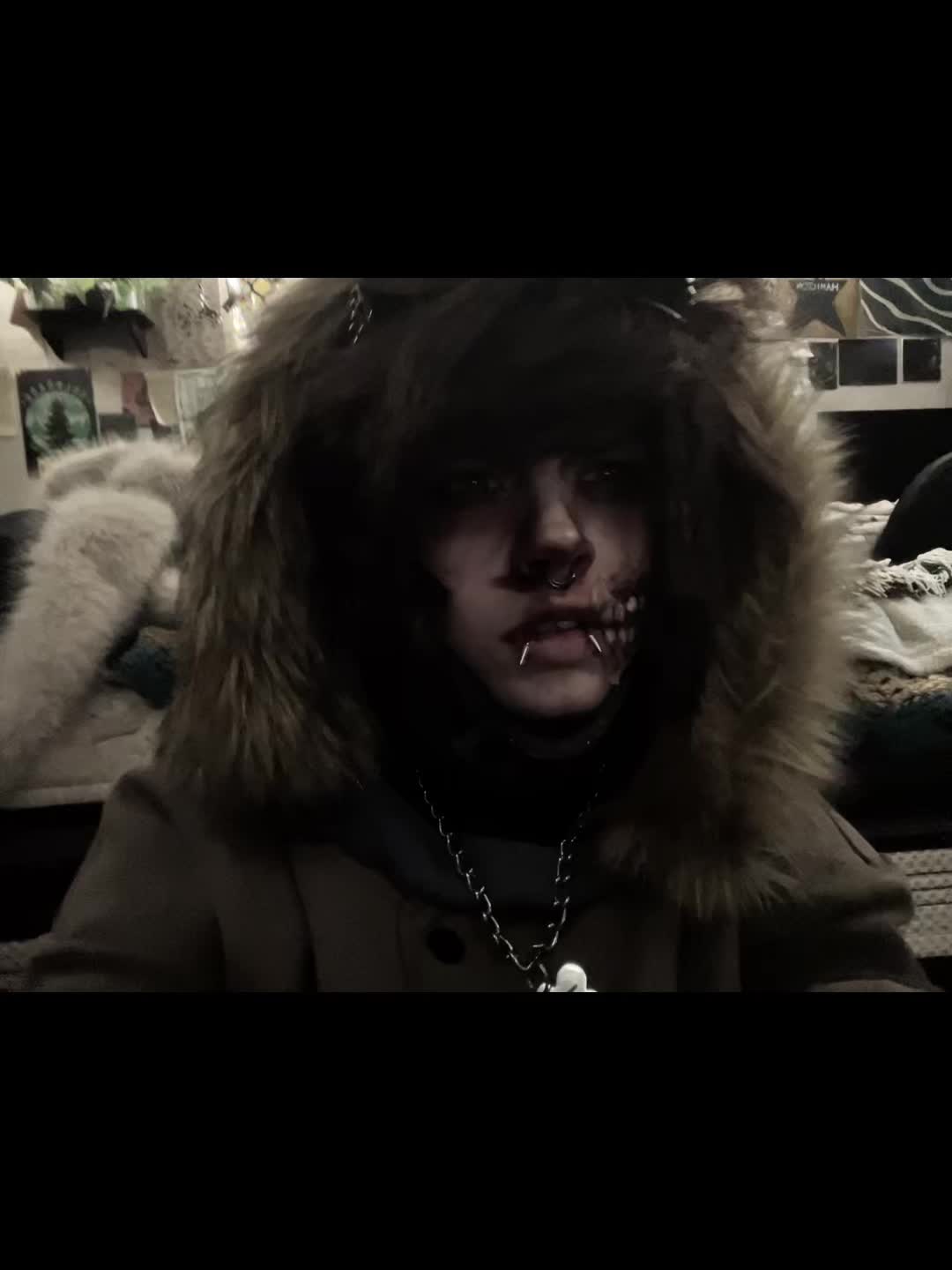 @T O B Y