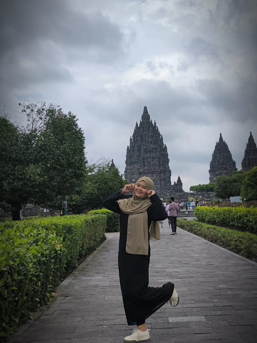 @๐ฅ๐๐ฆ๐ฃ๐ฆ๐ค_โโ