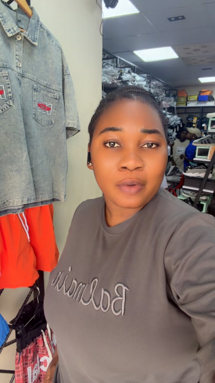 @BIGGEST TSHIRTWAREHOUSE IN IBD