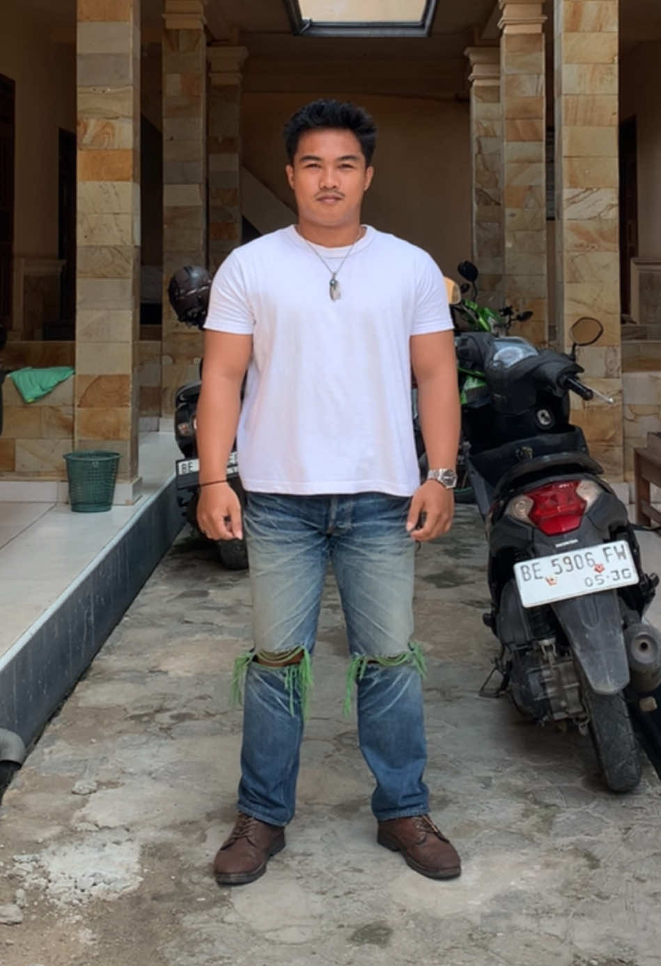 @siapa akmal