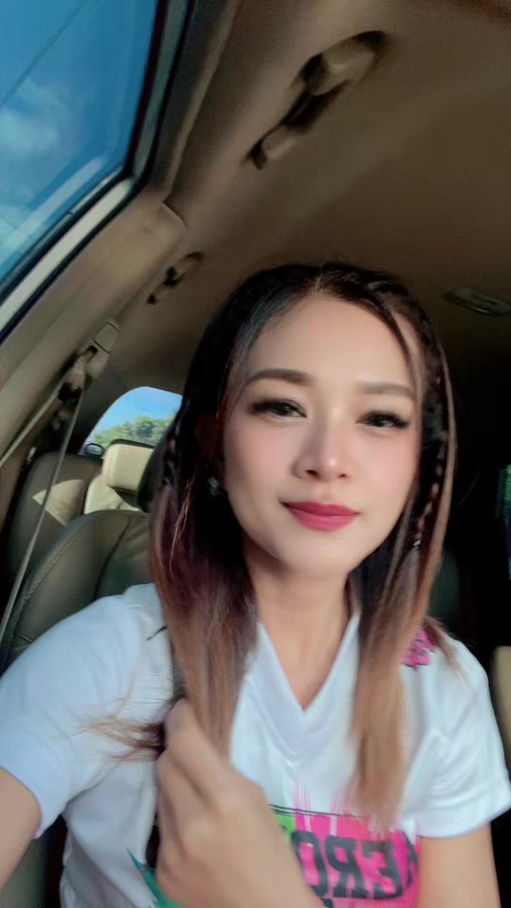 @Geg_ayu_amara
