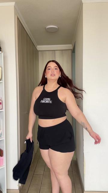 @𝐂𝐨𝐧𝐧𝐲𝐁𝐨𝐮𝐭𝐢𝐪𝐮𝐞