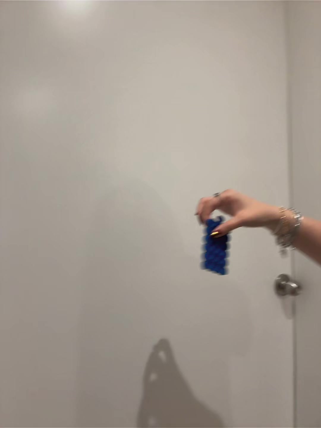 @𝑨𝑽𝑹𝑰𝑳