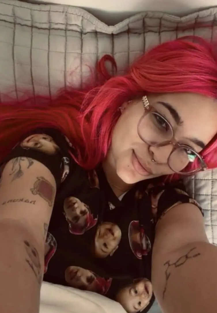 @Ester 𝓦. Katlen !&iexcl; 💜